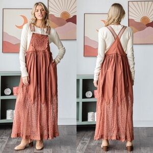 GIMMICKS Copper Brown Cotton Blend Tiered Lace Detail Maxi Skirtall w/ Pockets